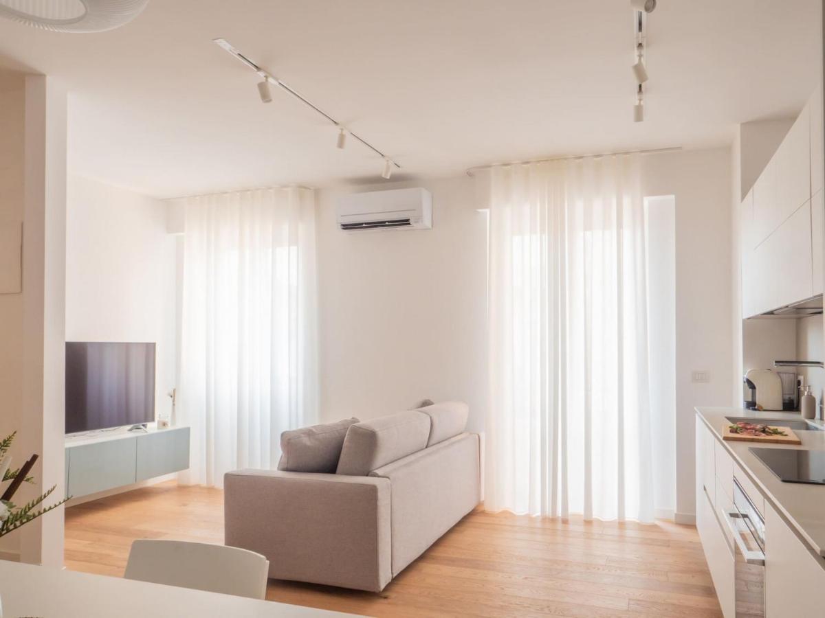 The Best Rent - Modern Apartment Near Corso Buenos Aires Милан Экстерьер фото